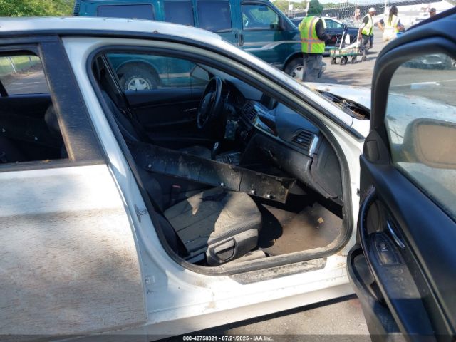 2016 BMW 320I WBA8E5G59GNU21325 Photo 4