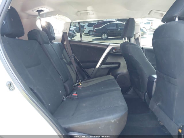 JTMZFREV6JJ727105 Toyota 2ar-fe
