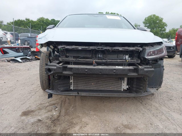 3VW2T7BU9SM018681 Volkswagen tsi