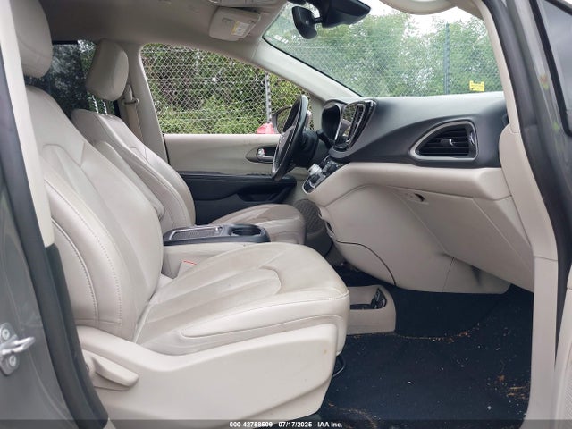 2C4RC1BG9MR597479 Chrysler Pacifica