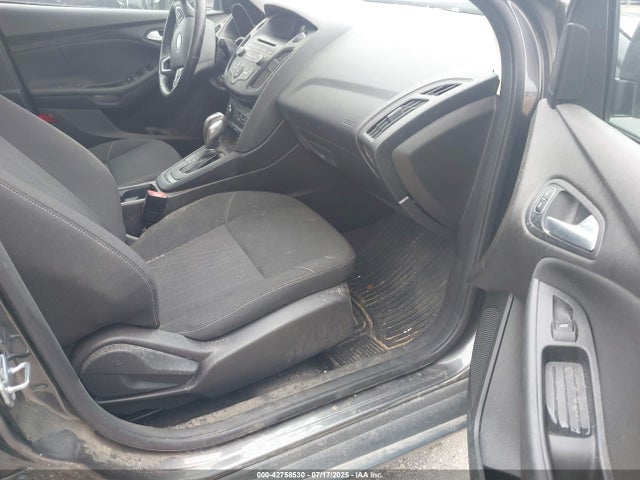 1FADP3F2XGL282170 Ford 2016