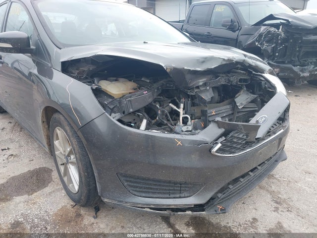 1FADP3F2XGL282170 Ford 2016