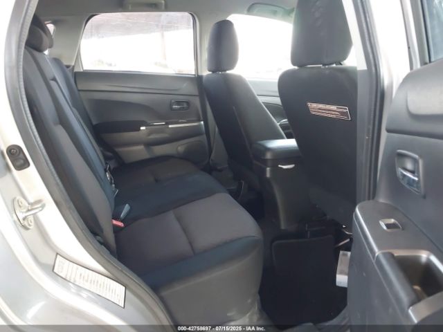 2018 MITSUBISHI OUTLANDER SPORT JA4AP3AU1JZ015259 Photo 7