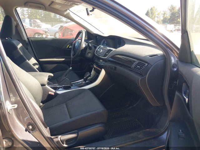 1HGCR2F37HA025419 Honda k24w1