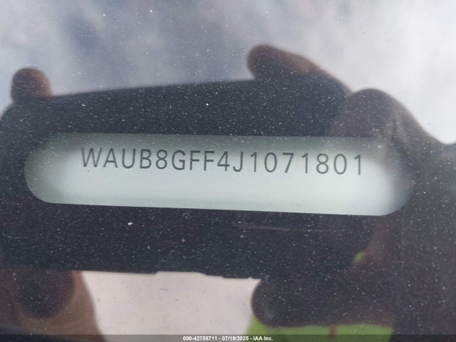 2018 AUDI A3 WAUB8GFF4J1071801 Photo 8