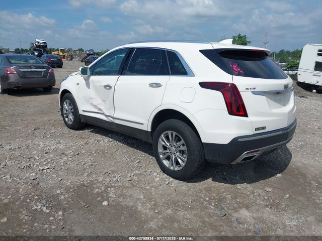 2020 CADILLAC XT5 1GYKNCRS0LZ144108 Photo 2