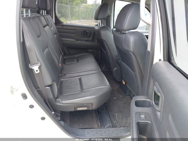 Honda j35z5 2014 5FPYK1F66EB007565 Image 8