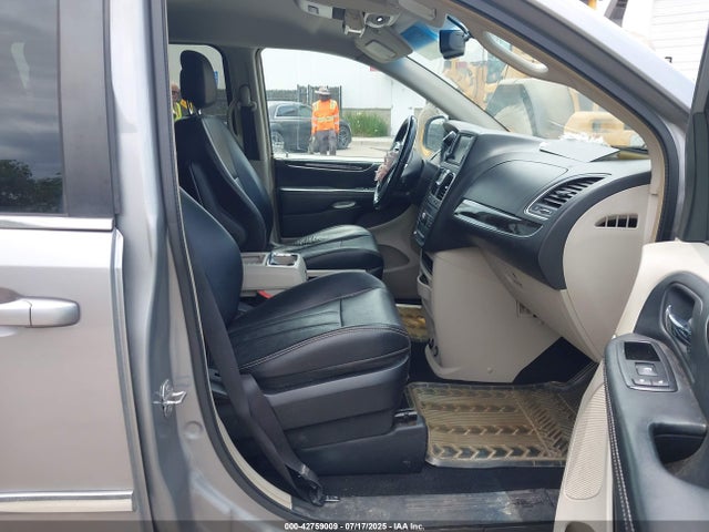 Chrysler 2014 2014 2C4RC1BG2ER439647 Image 5