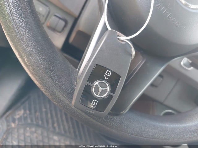 Mercedes-Benz om642 2022 W1Y4ECHY3NT083472 Image 11