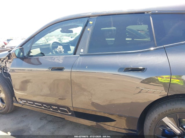 WB523CF06SCS53460 BMW Ix