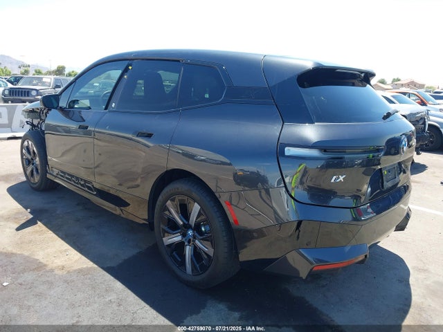 WB523CF06SCS53460 BMW Ix