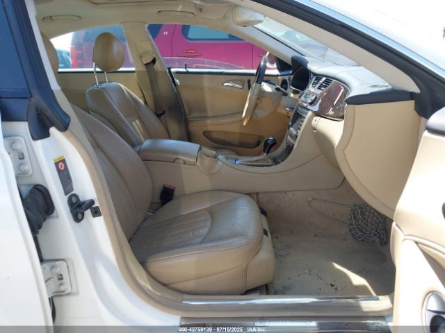 2006 MERCEDES-BENZ CLS 500 WDDDJ75X46A030222 Photo 4