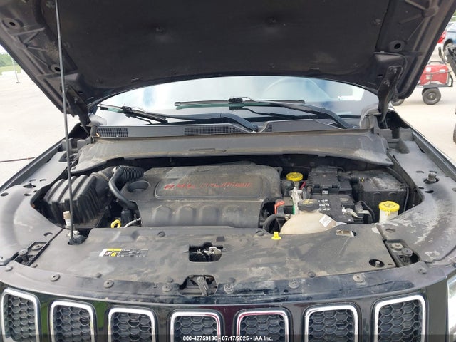 3C4NJDCB4JT484993 Jeep Compass
