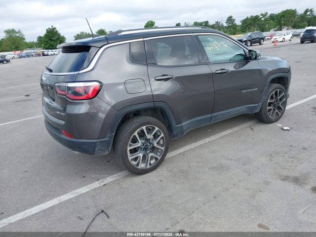 3C4NJDCB4JT484993 Jeep Compass