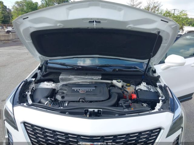 2020 CADILLAC XT4 1GYFZER4XLF116224 Photo 9