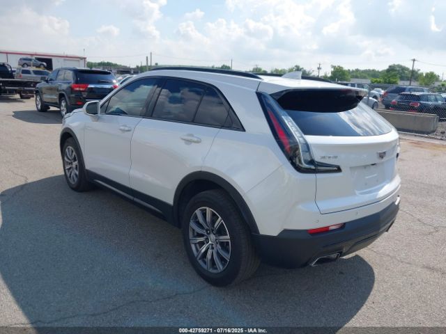 2020 CADILLAC XT4 1GYFZER4XLF116224 Photo 2