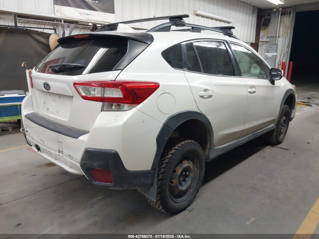 Subaru naturally aspirated 2018 JF2GTABC3J9213445 Image 4