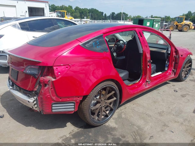 5YJ3E1EA6MF986194 Tesla 2021
