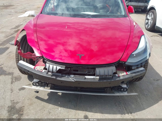 5YJ3E1EA6MF986194 Tesla 2021