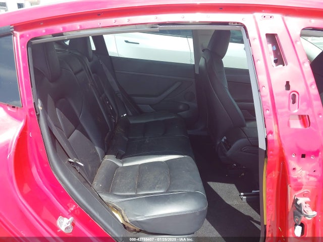 5YJ3E1EA6MF986194 Tesla 2021
