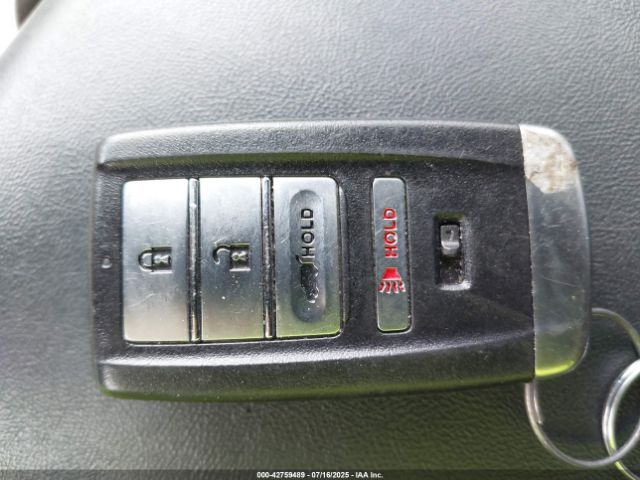 2020 ACURA RDX 5J8TC2H3XLL018105 Photo 10