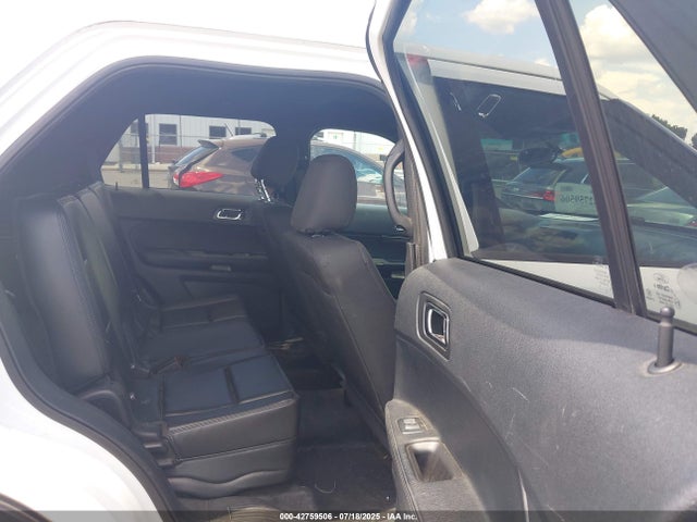 1FM5K8AR9GGA04556 Ford 2016