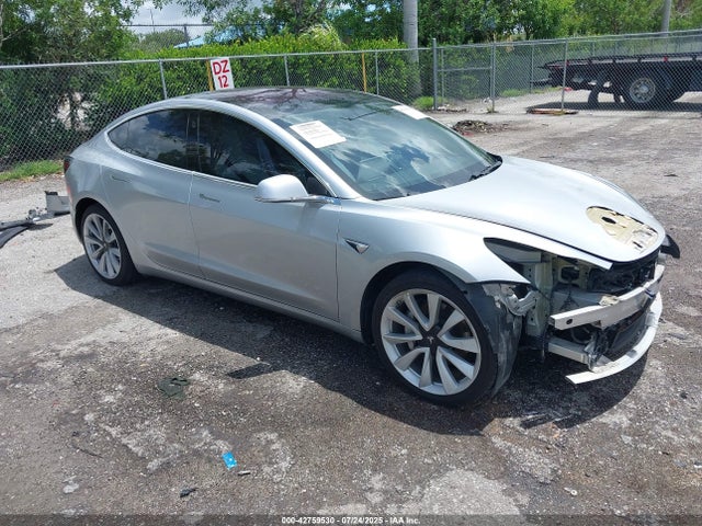 2018 TESLA MODEL 3 5YJ3E1EB7JF074825 Photo 0