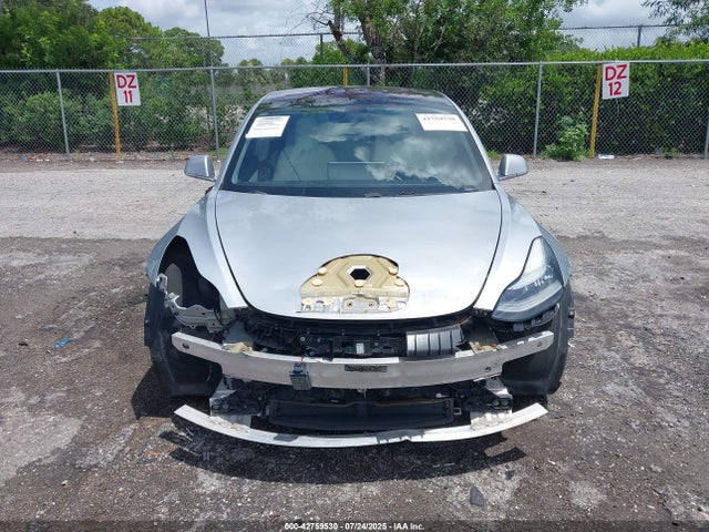 Tesla MODEL 3 2018 5YJ3E1EB7JF074825 Image 13