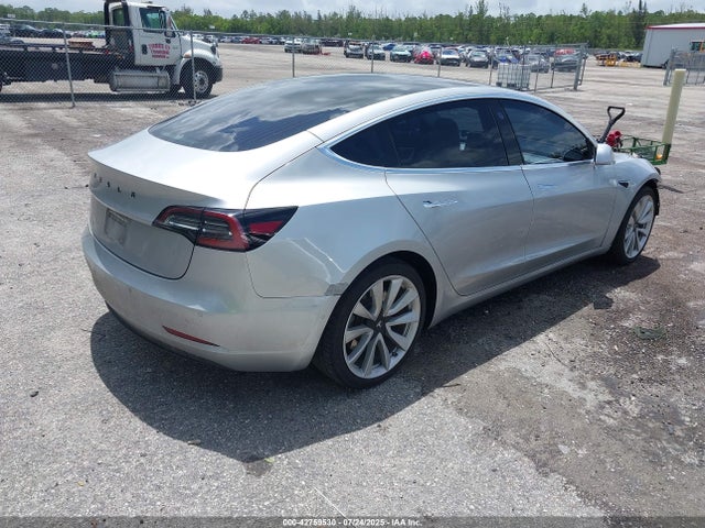 2018 TESLA MODEL 3 5YJ3E1EB7JF074825 Photo 3
