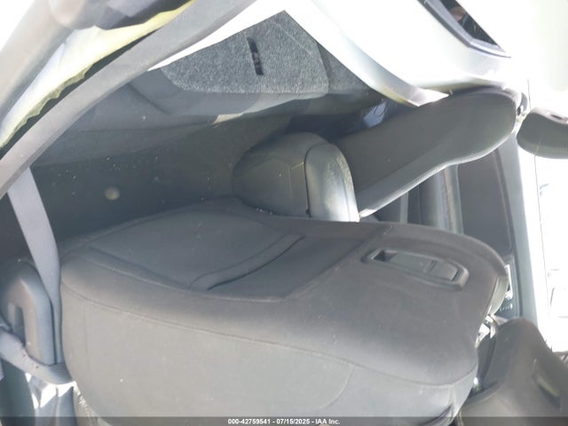 Ford 5.0l 4v premium fuel 2017 1FA6P8CF8H5332597 Image 8