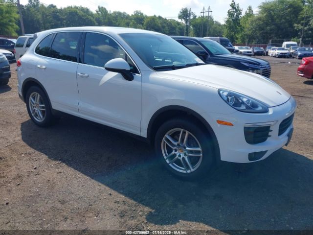2016 PORSCHE CAYENNE WP1AA2A29GKA09130 Photo 0