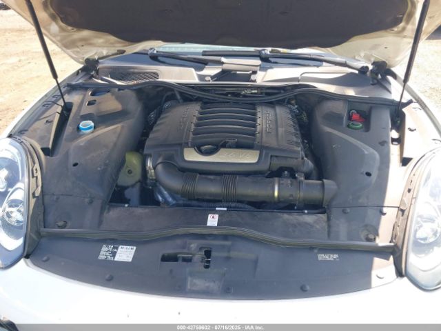 2016 PORSCHE CAYENNE WP1AA2A29GKA09130 Photo 9