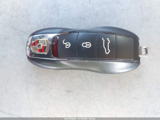 2016 PORSCHE CAYENNE WP1AA2A29GKA09130 Photo 10