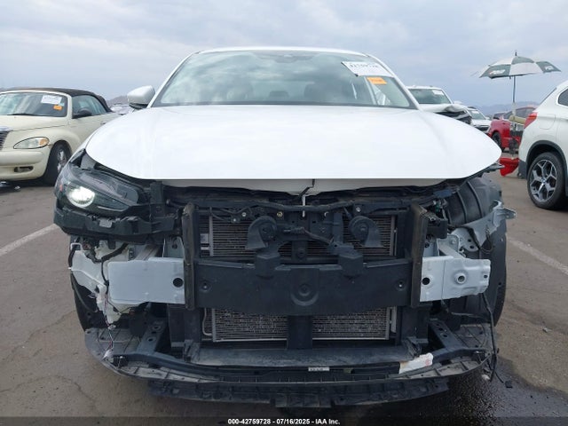 3MVDMBBL8MM210971 Mazda py