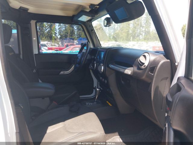 2015 JEEP WRANGLER UNLIMITED 1C4BJWEG9FL737218 Photo 4