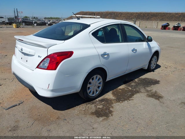 Nissan Versa 2014 3N1CN7AP9EL821663 Image 4