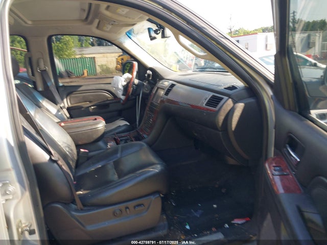 2012 CADILLAC ESCALADE EXT 3GYT4NEF8CG239155 Photo 4