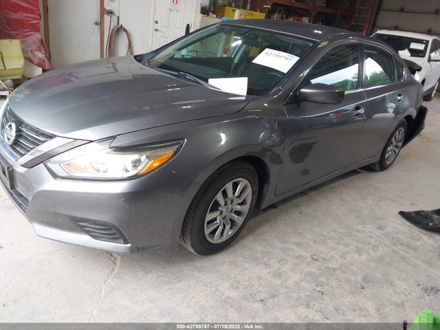 Nissan 2016 2016 1N4AL3AP5GC210813 Image 2