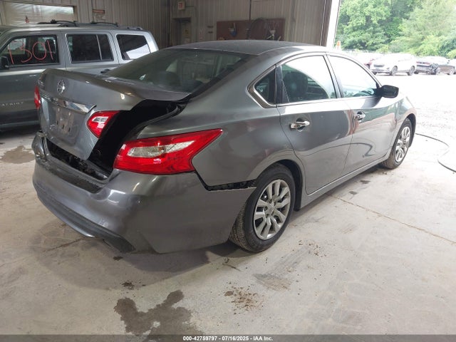 Nissan 2016 2016 1N4AL3AP5GC210813 Image 4