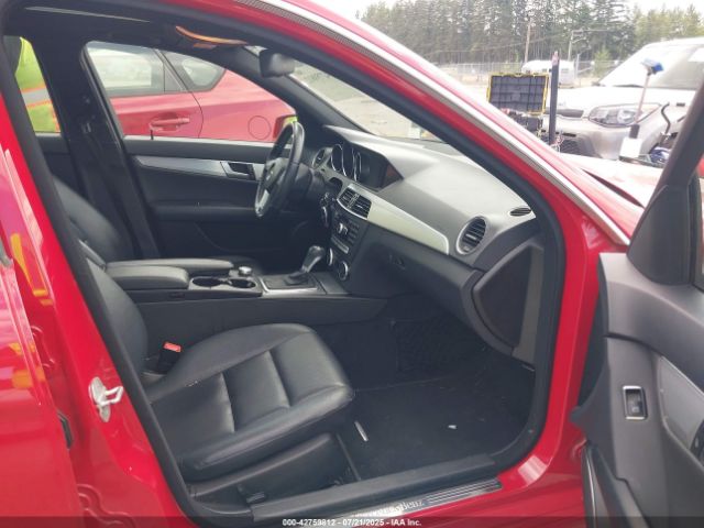 2014 MERCEDES-BENZ C 250 WDDGF4HB8EA953301 Photo 4