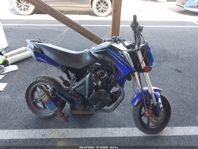 LXAPKRP67LX000044 Qipai 2020