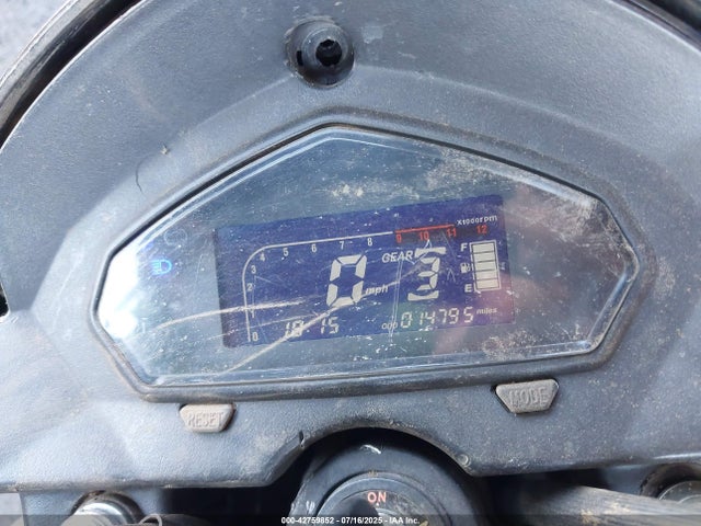 LXAPKRP67LX000044 Qipai 2020