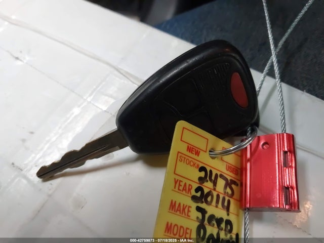 Jeep 2014 2014 1C4NJPFB1ED814131 Image 11