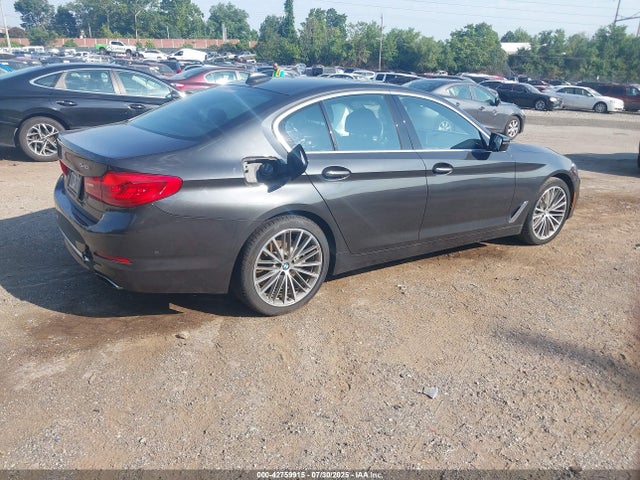 WBAJE7C31HG479338 BMW 540I