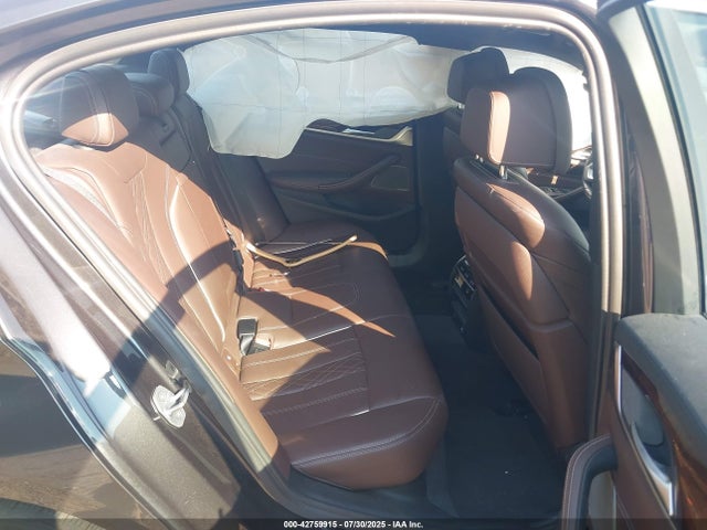 WBAJE7C31HG479338 BMW 540I