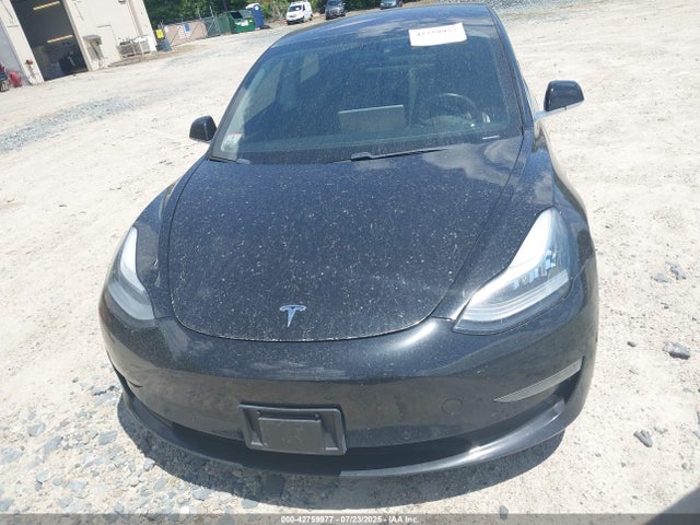 5YJ3E1EB4JF188104 Tesla MODEL 3