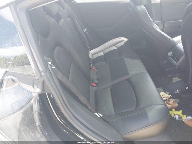 5YJ3E1EB4JF188104 Tesla MODEL 3