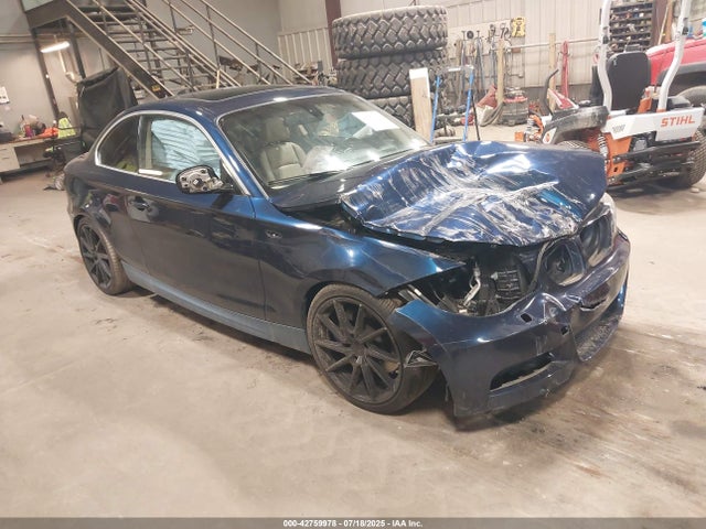 2011 Bmw 135i მანქანა იყიდება აუქციონზე, vin: WBAUC9C54BVM09867, აუქციონის ნომერი: 42759978