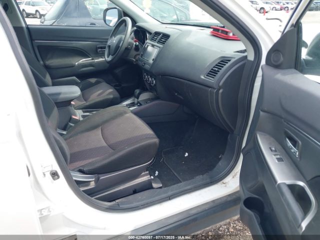 2018 MITSUBISHI OUTLANDER SPORT JA4AR3AU6JU009531 Photo 4