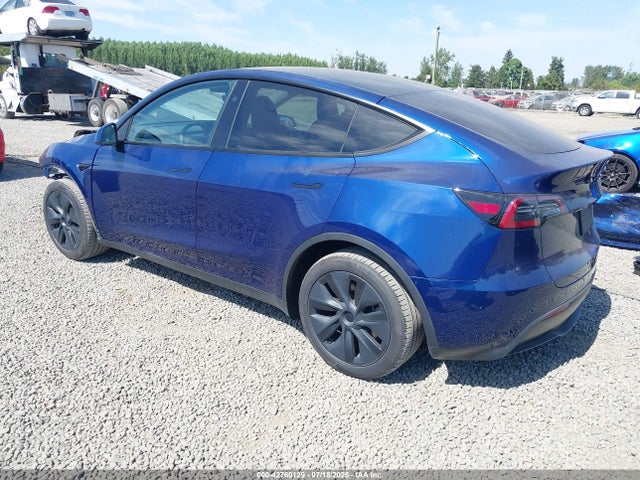 2024 TESLA MODEL Y 7SAYGDED0RF159622 Photo 2